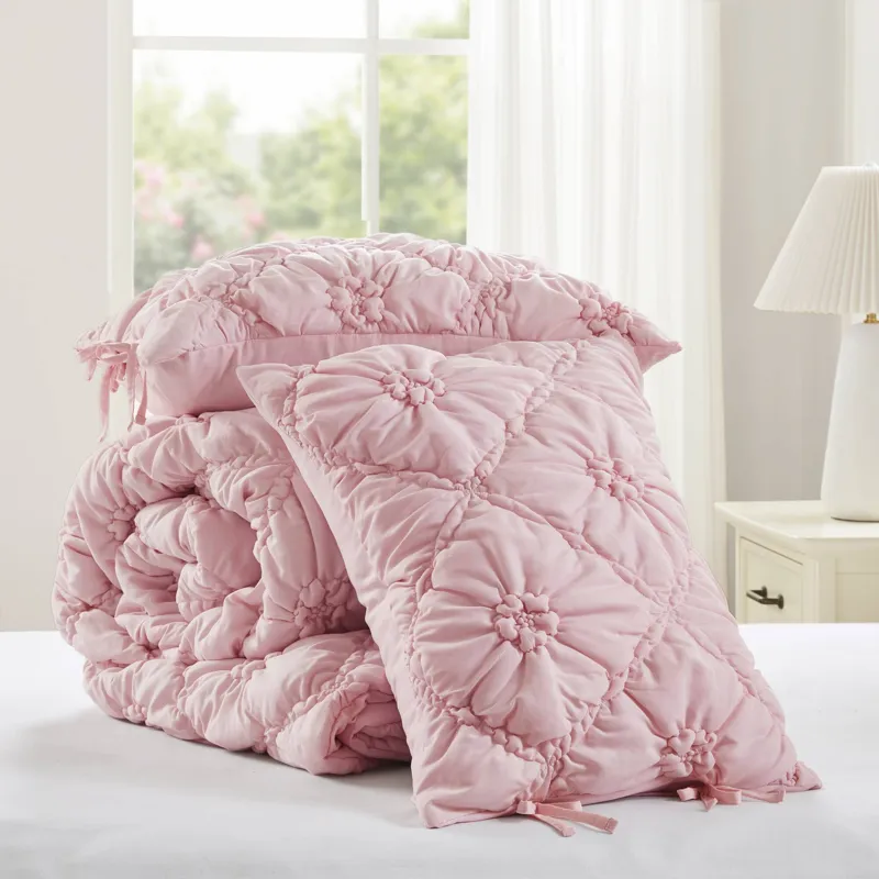 Intelligent Design Lily Comforter Set