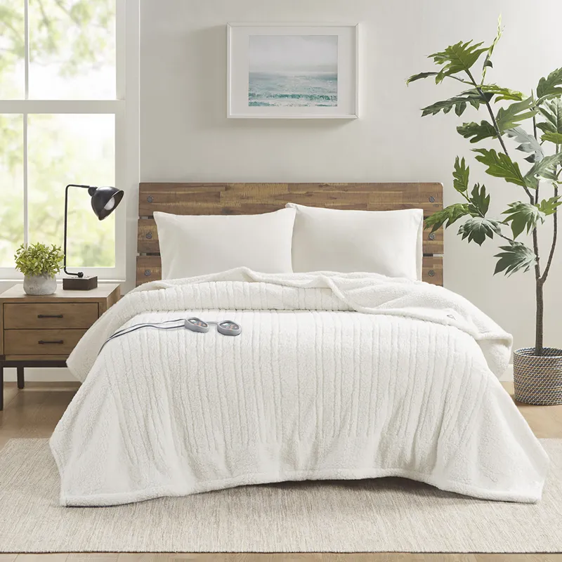 True North by Sleep Philosophy Sherpa Heated Blanket