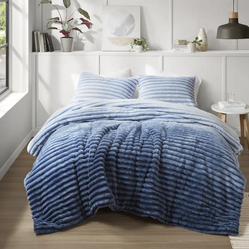 Intelligent Design Avril Fluffy Ribbed Plush Comforter Set