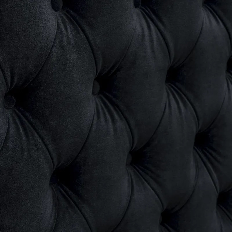Amelia King - Black Velvet