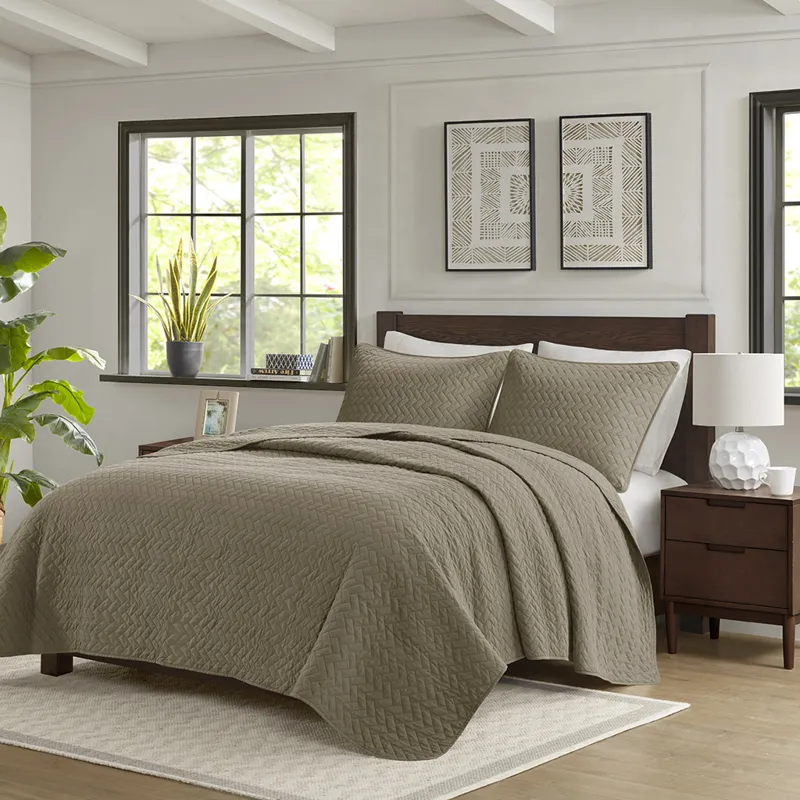 Hampton Hill Velvet Touch 3 Piece Luxurious Oversized Quilt Set