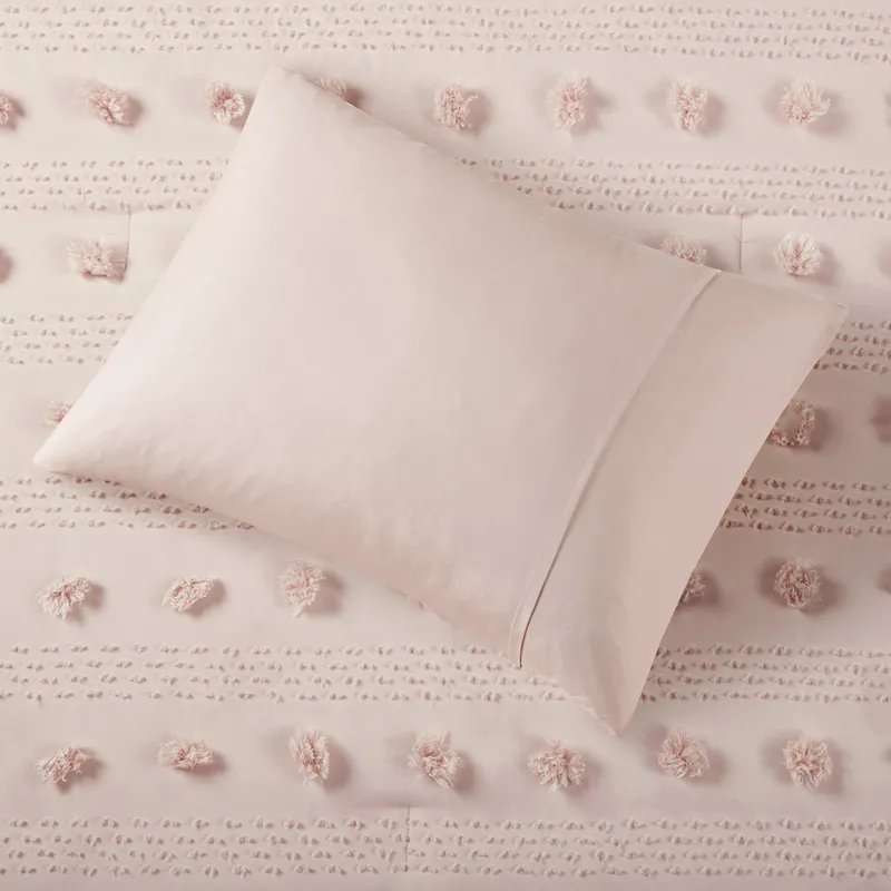Intelligent Design Lucy Clip Jacquard Comforter Set