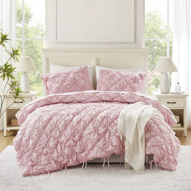 Intelligent Design Lily Comforter Set