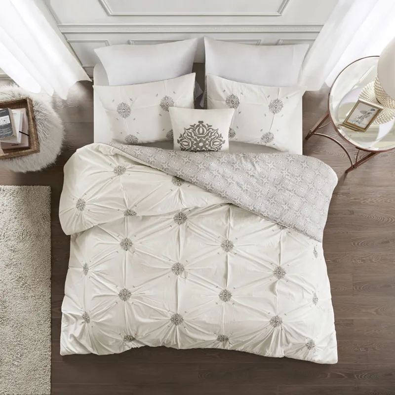 Madison Park Malia 4 Piece Embroidered Cotton Reversible Duvet Cover Set