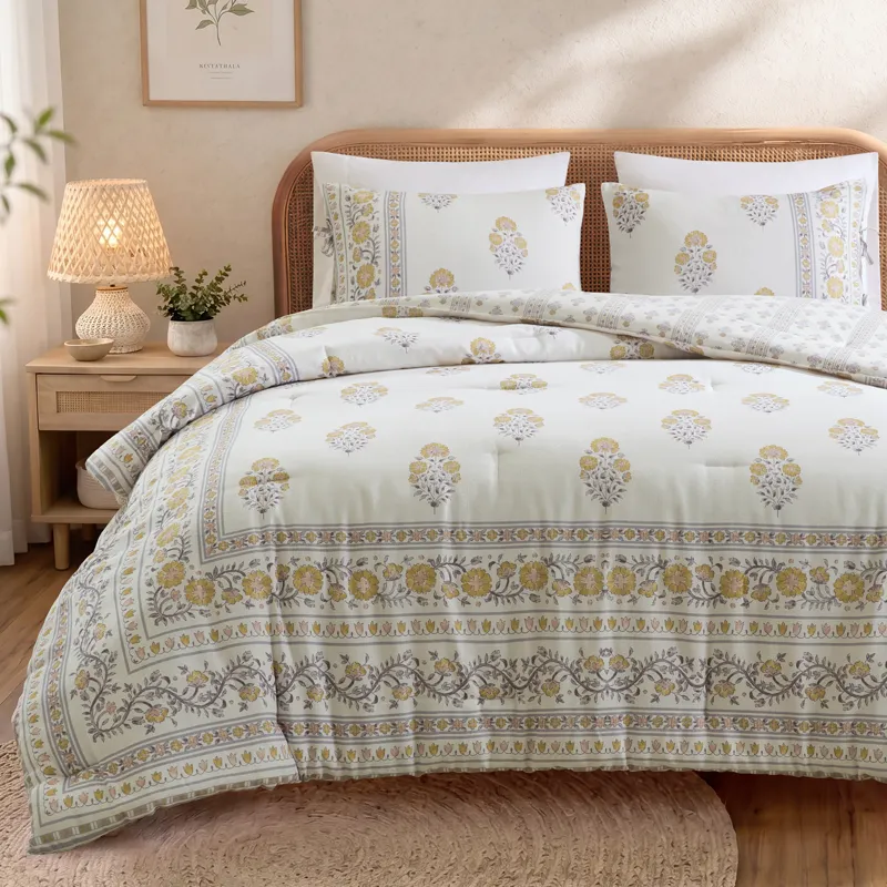 INK+IVY Thalia Comforter Set