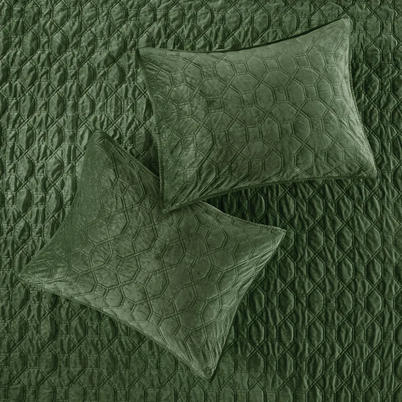Madison Park Harper 3 Piece Velvet Quilt Set