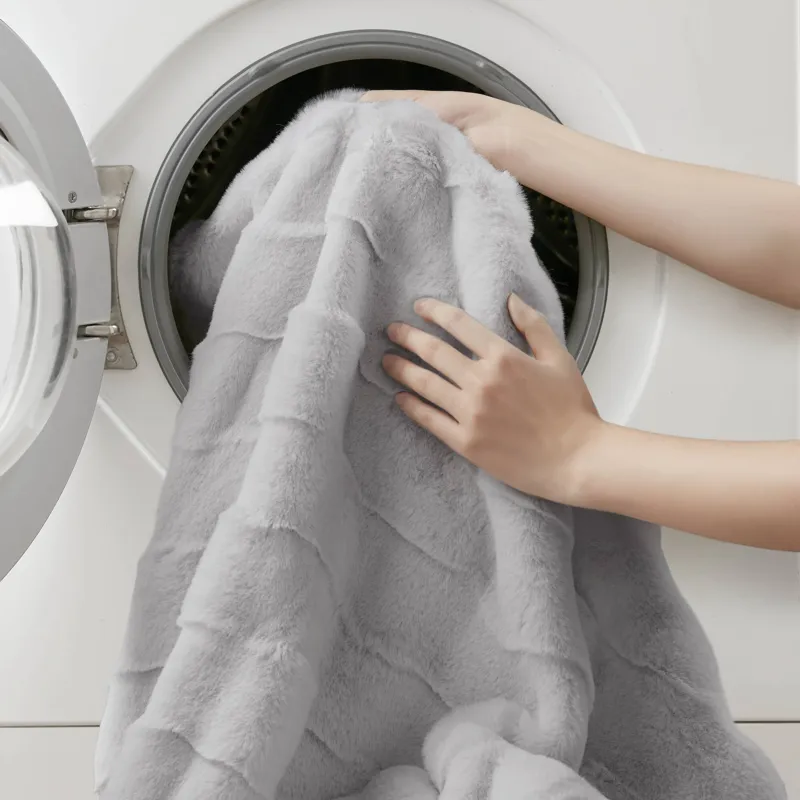 Madison Park Vivienne Faux Fur Throw