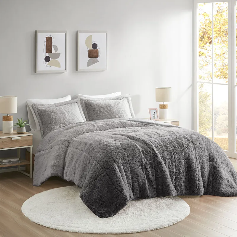Intelligent Design Brielle Ombre Shaggy Long Fur Comforter Mini Set