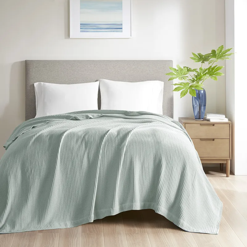 Madison Park Waffle Weave Cotton Blanket