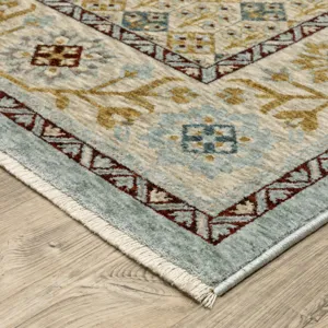 Capella Rug 2\' 3\" X 7\' 6\"