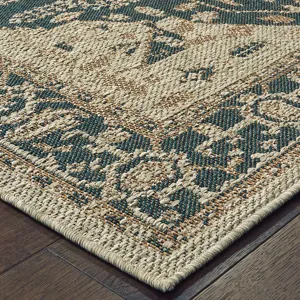 Latitude Rug 5\' 3\" X 7\' 3\"