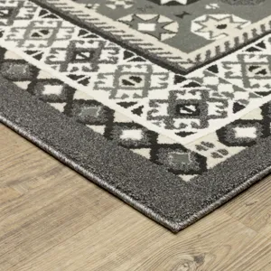 Raylan Rug 6\' 7\" X 9\' 6\"