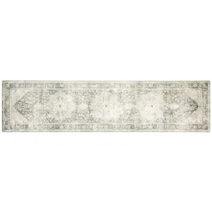 Savoy Rug 2\' X 8\'
