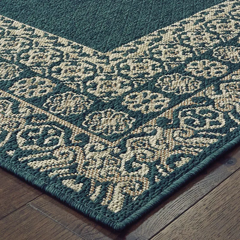 Latitude Rug 6\' 7\" X 9\' 2\"