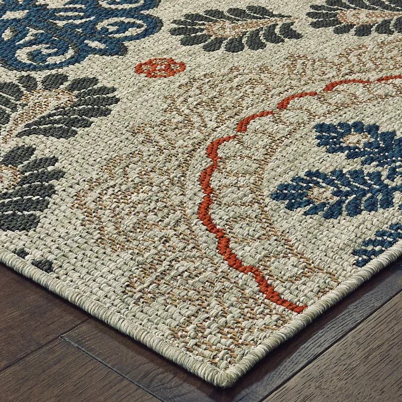 Latitude Rug 6\' 7\" X 9\' 2\"