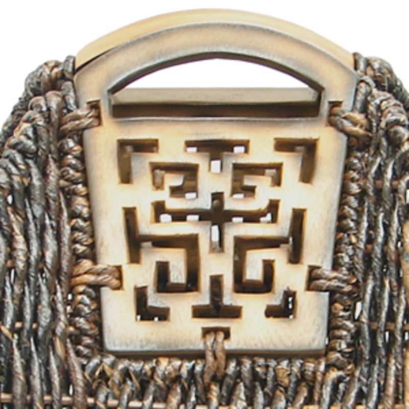 Insignia Basket