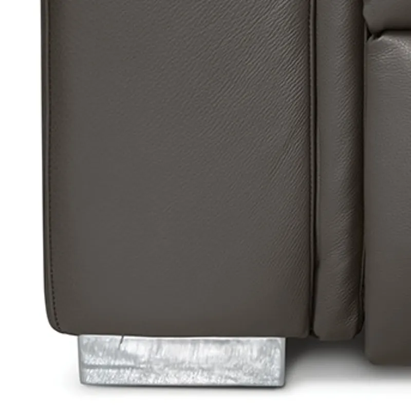 Detail chrome leg option