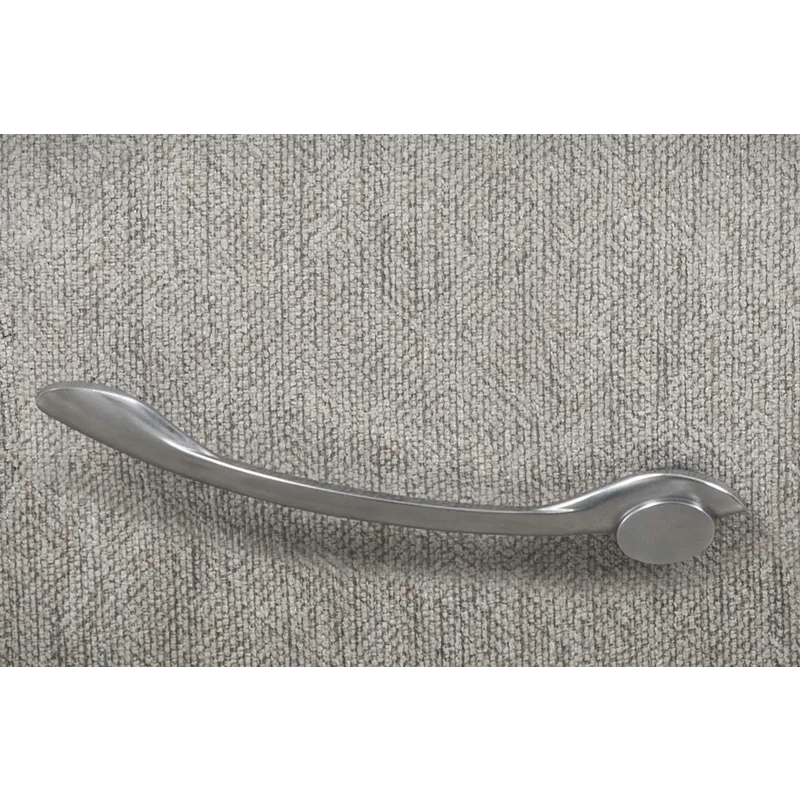 MNAT-812GS-THSM_handle_clseup_2048x.webp