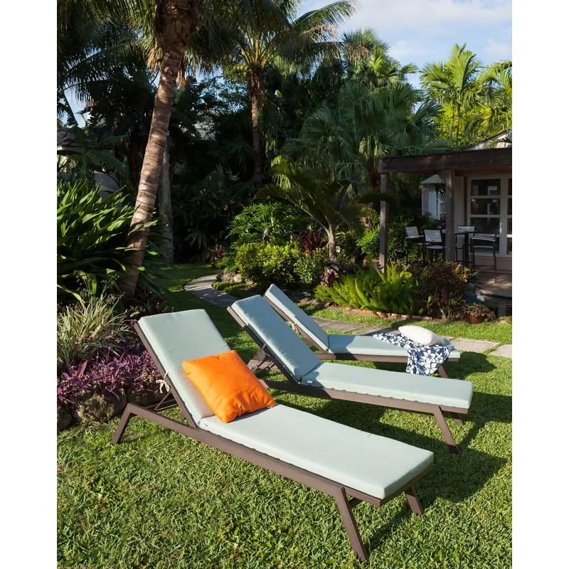 Euro Chaise