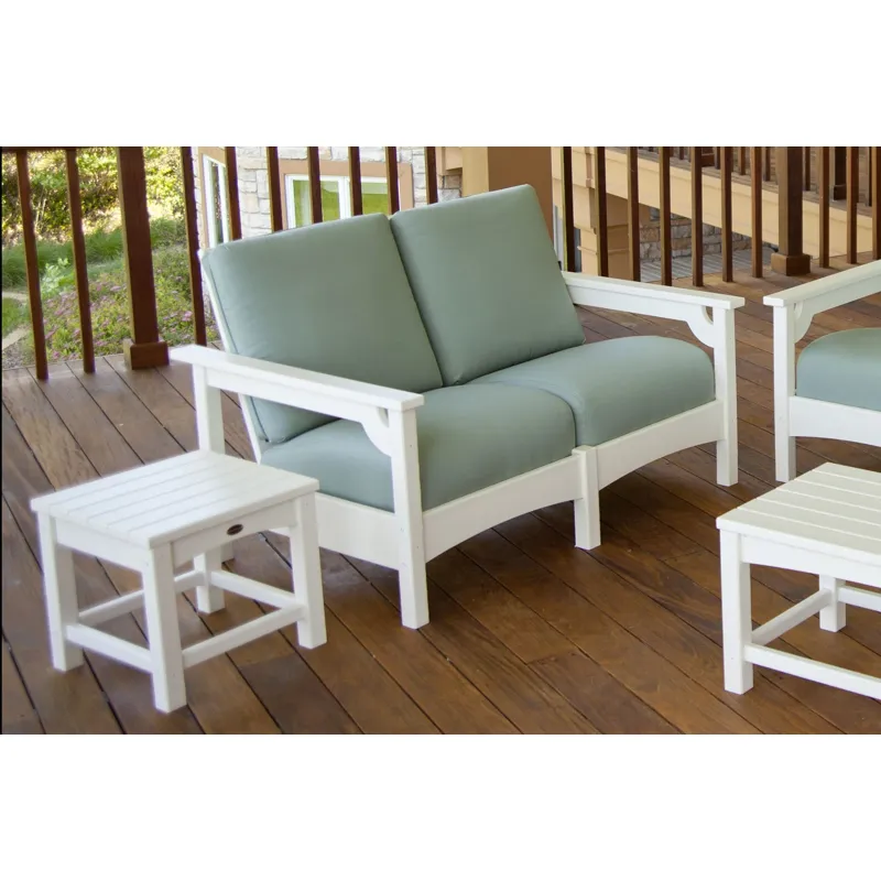 Club Settee