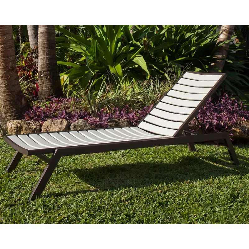 Euro Chaise