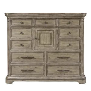 Garrison Cove Master Chest