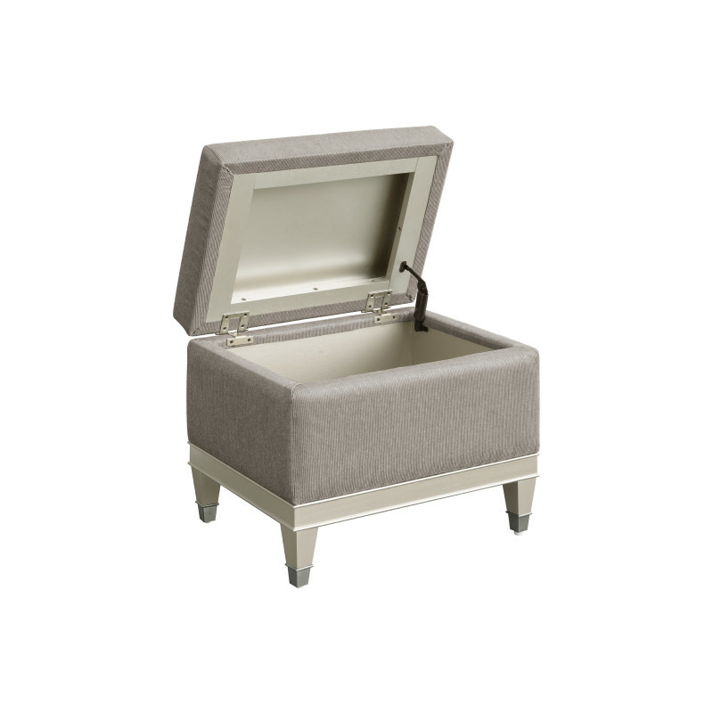 Zoey Vanity Storage Bench P344136 by Pulaski at Wright Furniture & Flooring