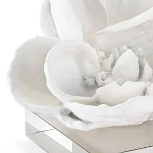 Magnolia Objet (White)