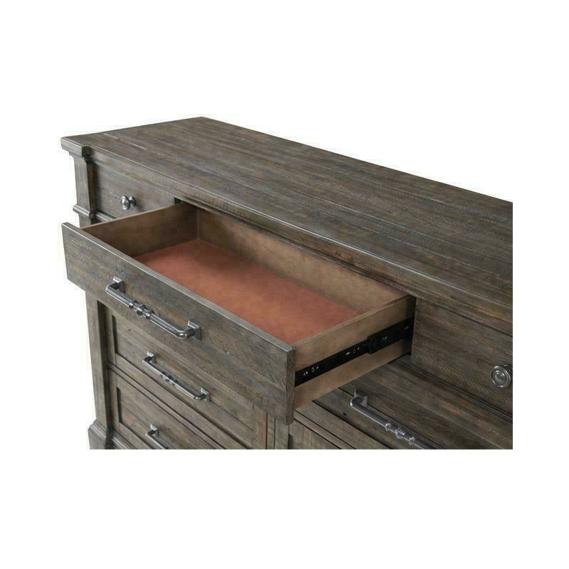 Bradford Nine Drawer Dresser NIS463053423 by Riverside at Oskar Huber