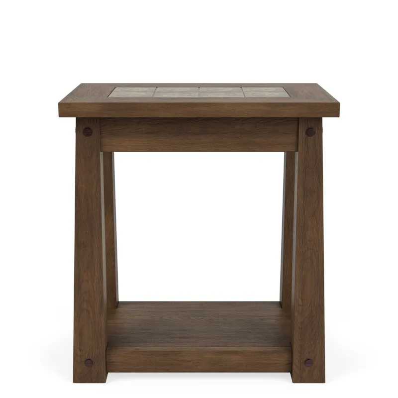 Lakepoint Chairside Table