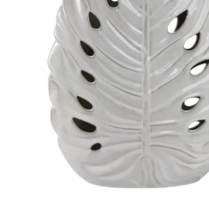 29x18\" Pierced Leaf On Ceramic Lamp, White
