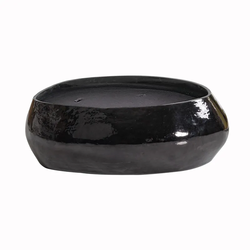 10x3\" 61 Oz Red Currant & Oak Scented Candle, Blac