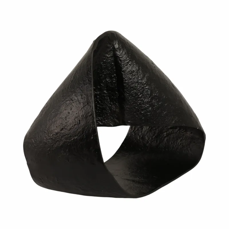 15\" Twisted Metal Circle, Black