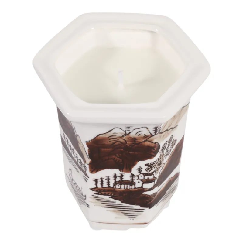 4\", 6oz Chinoiserie Candle, Brown/white
