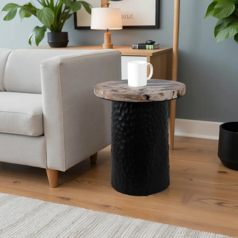 18\" Petrified Wood Top Accent Table Dimple Base