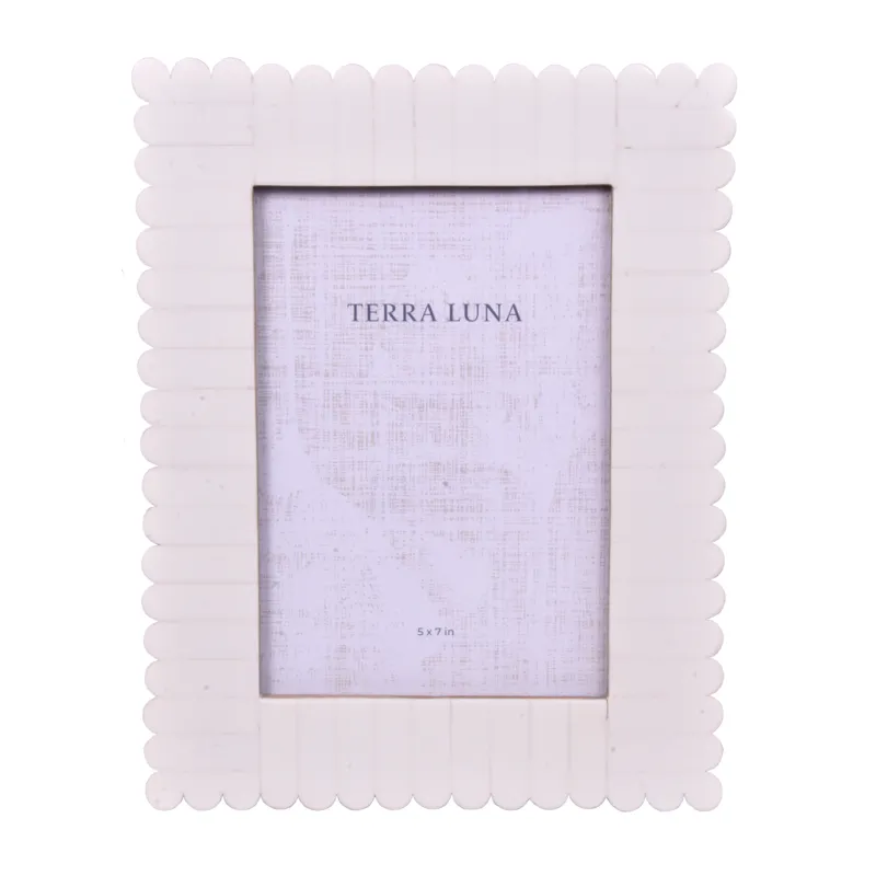 5x7" Scallop Edge Frame, Ivory
