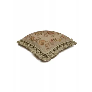 Needlepoint Pillows, Pw-10, 0101