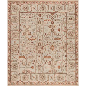 Caspian Kuma, Light Beige
