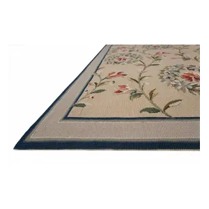 Highland Needleworks, Sinclair