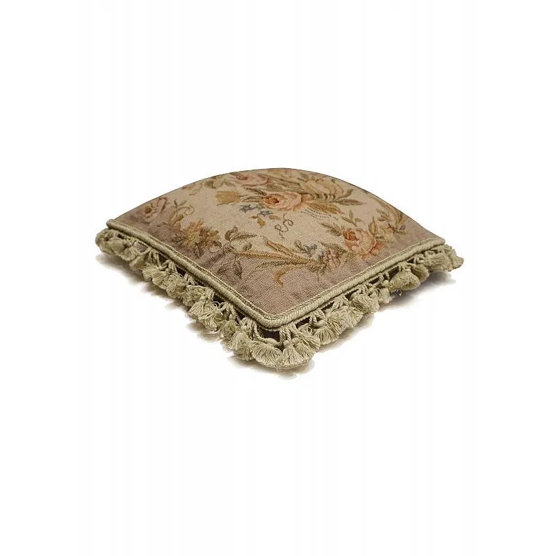 Needlepoint Pillows, Ma-10, 0109
