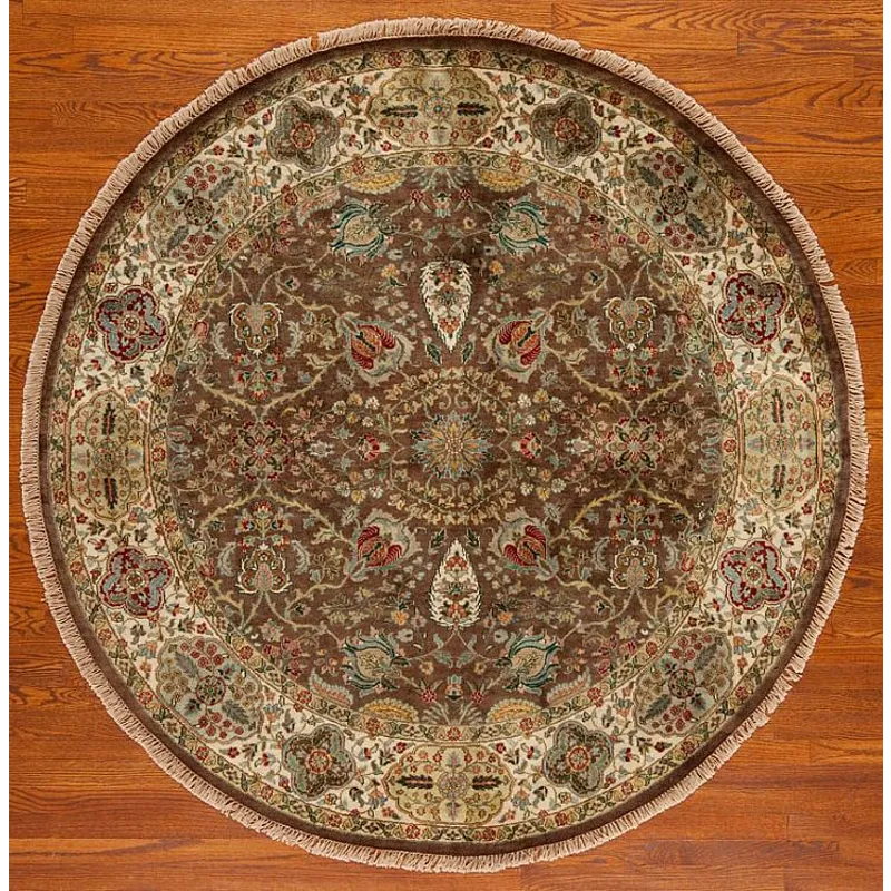 Golden Age, Tudor, Chocolate/Ivory