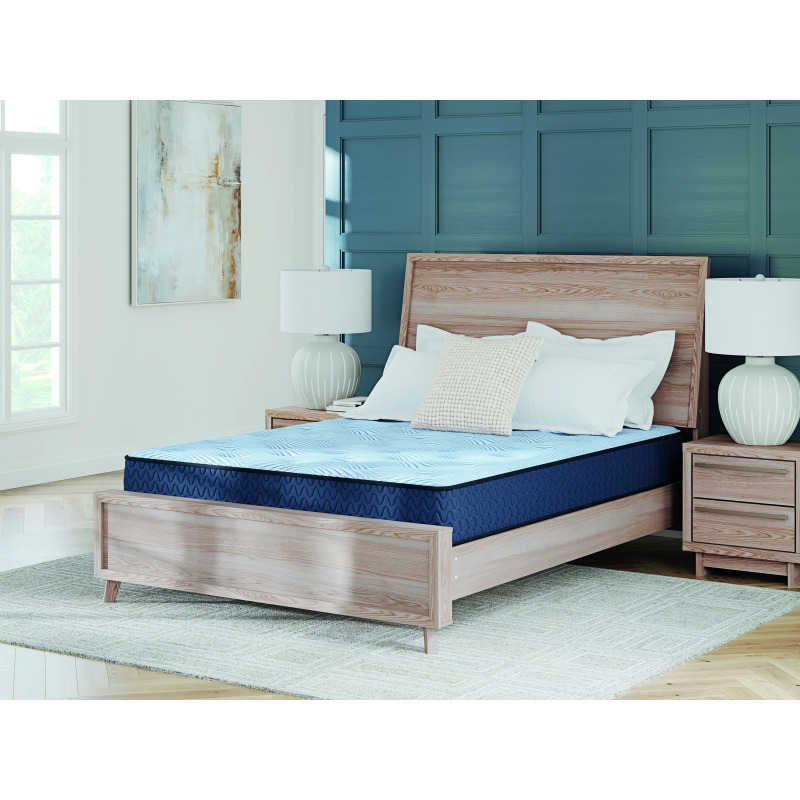 Dellyn 10 Hybrid Queen Mattress - Thumbnail 2