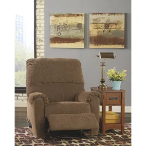 Pranit Recliner