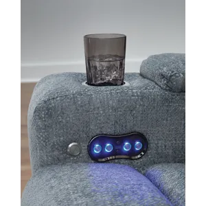 Studio Cave Power Recliner