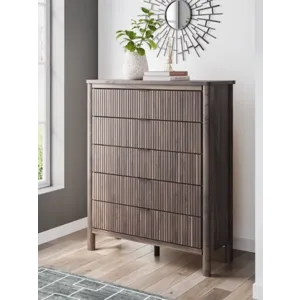 Pamytta Wide Chest of Drawers