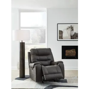 Femley Recliner