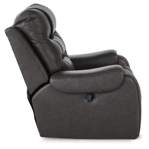 Femley Recliner