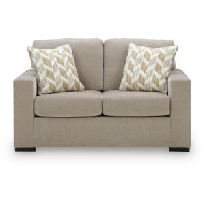 MaKaylen Loveseat