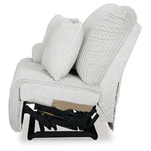 Top Tier 3-Piece Reclining Sectional and 2 Recliners