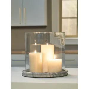 Saskia Candle Holder